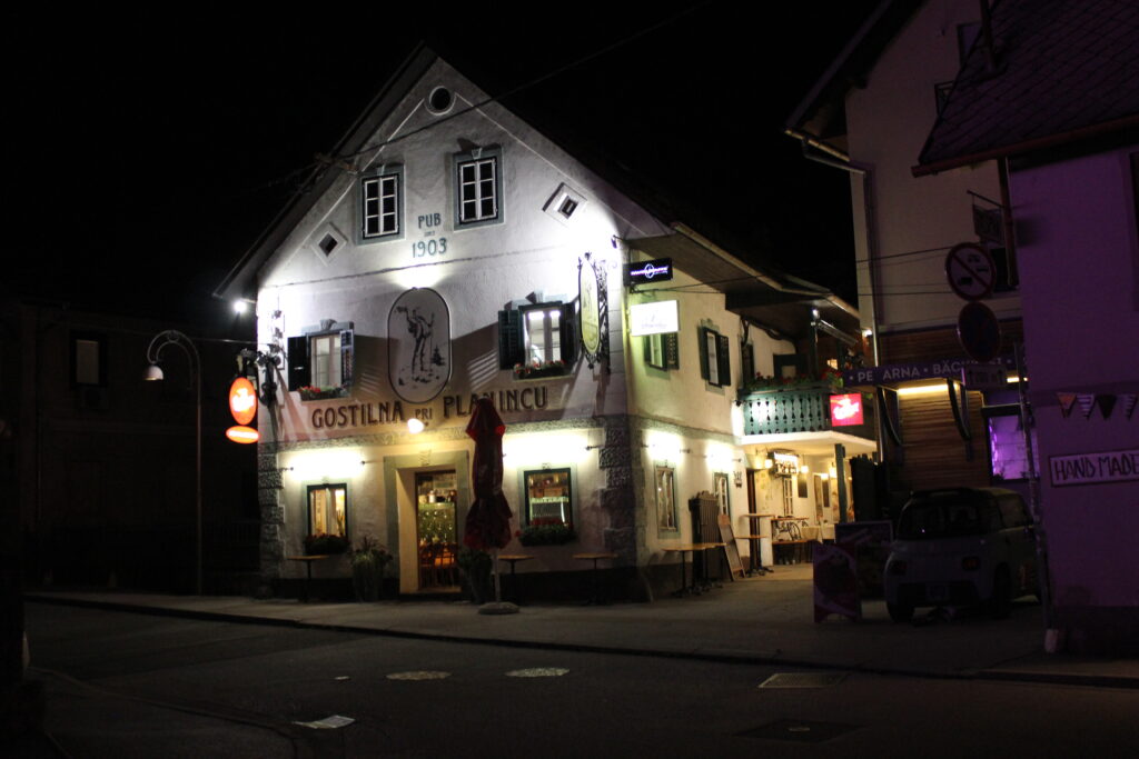 Restaurant lac de Bled